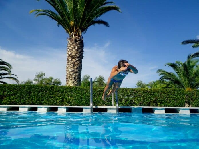 Pool Owner