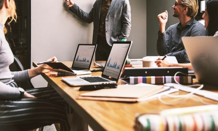 Business Spending Less Stressful Business Spending Less Stressful