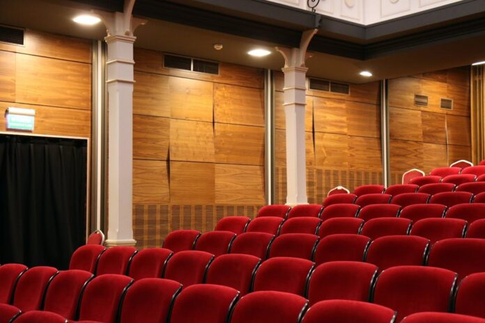 Modern-Day Theatre Modern-Day Theatre